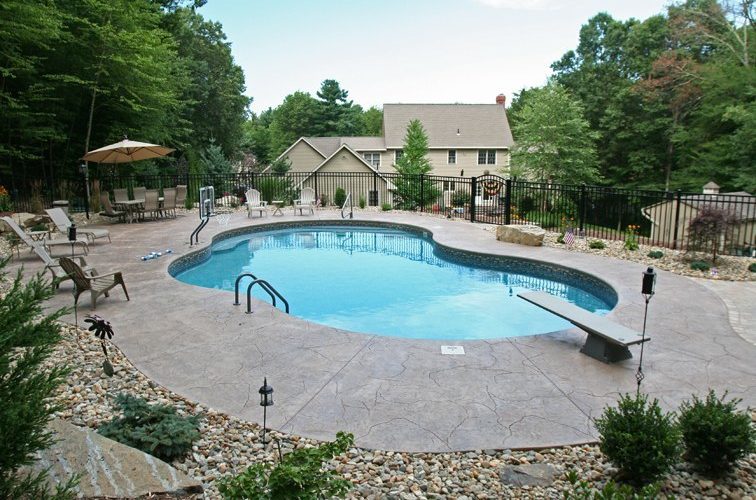 Custom pool installed by Majestic Pools